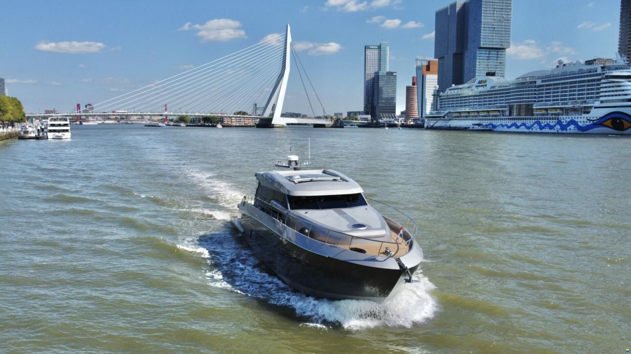 Van der Heijden Phantom 65
