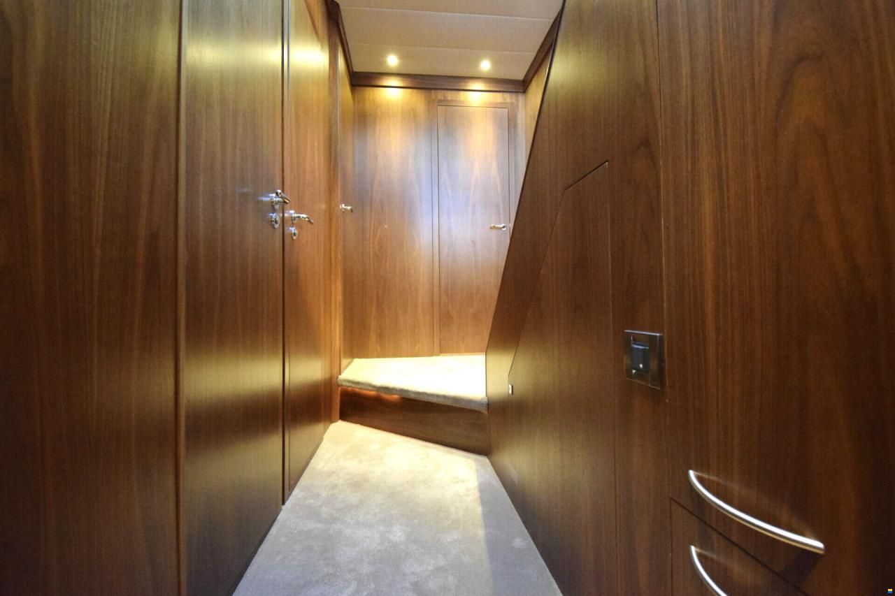 Van der Heijden Phantom 65