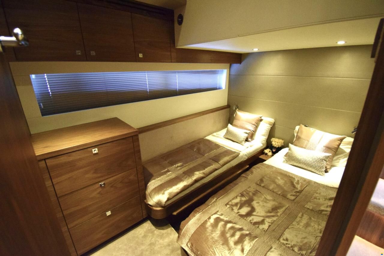 Van der Heijden Phantom 65