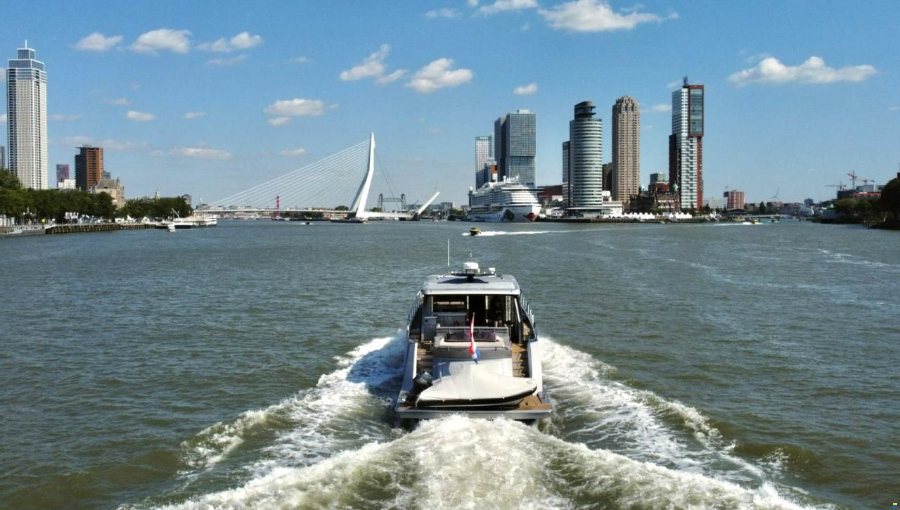 Van der Heijden Phantom 65