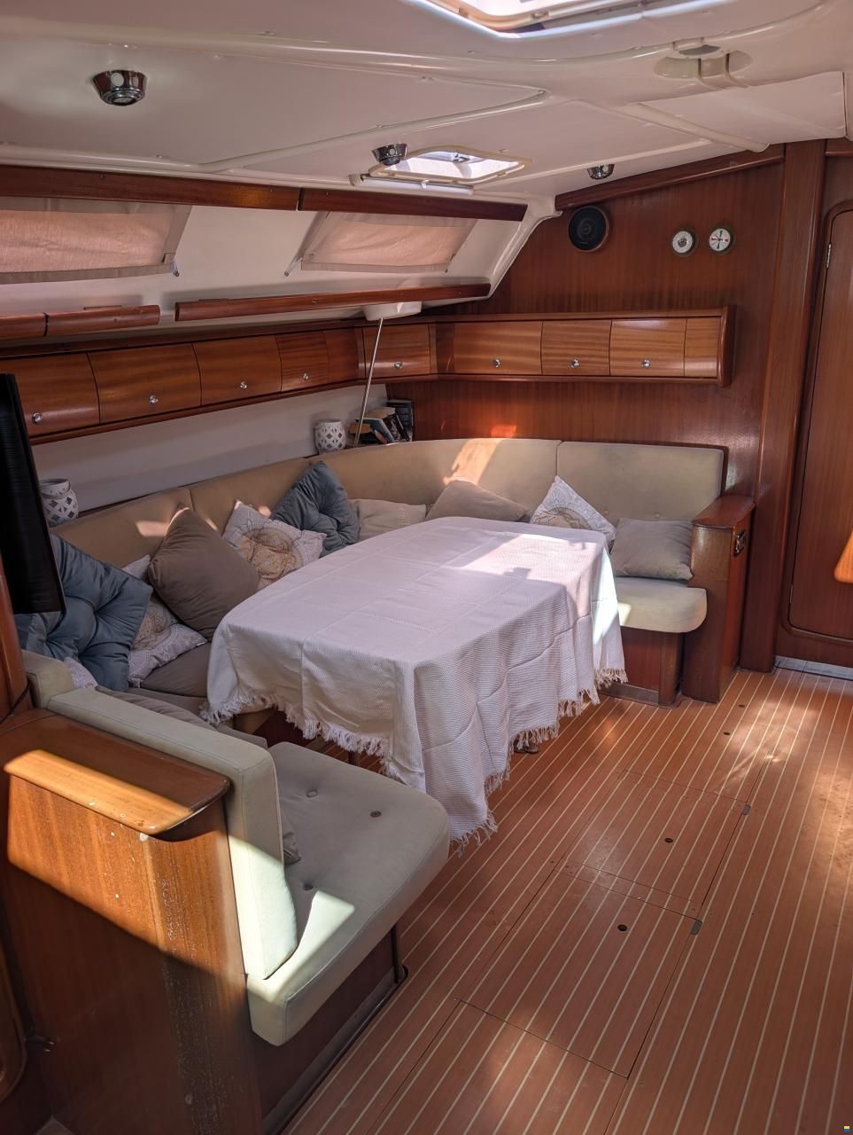 Bavaria 49 Owners Version