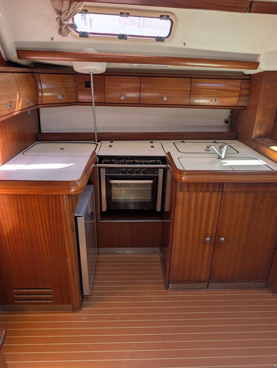 Bavaria 49 Owners Version