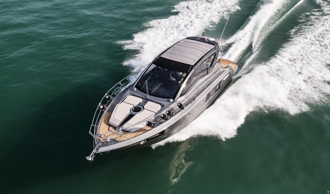 Cranchi M44 HT - preorder fra