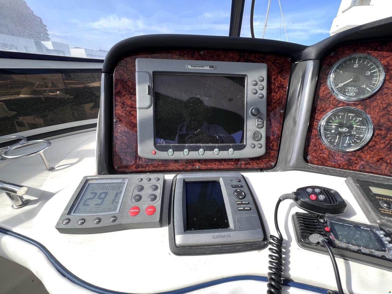 Sea Ray 420 DB