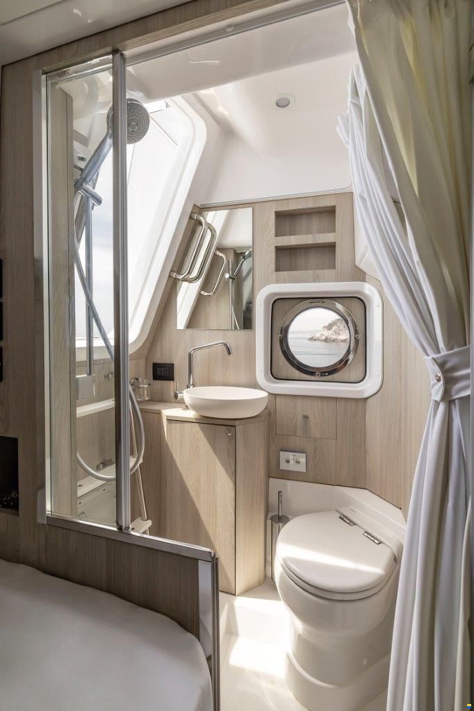 Azimut 60 Magellano