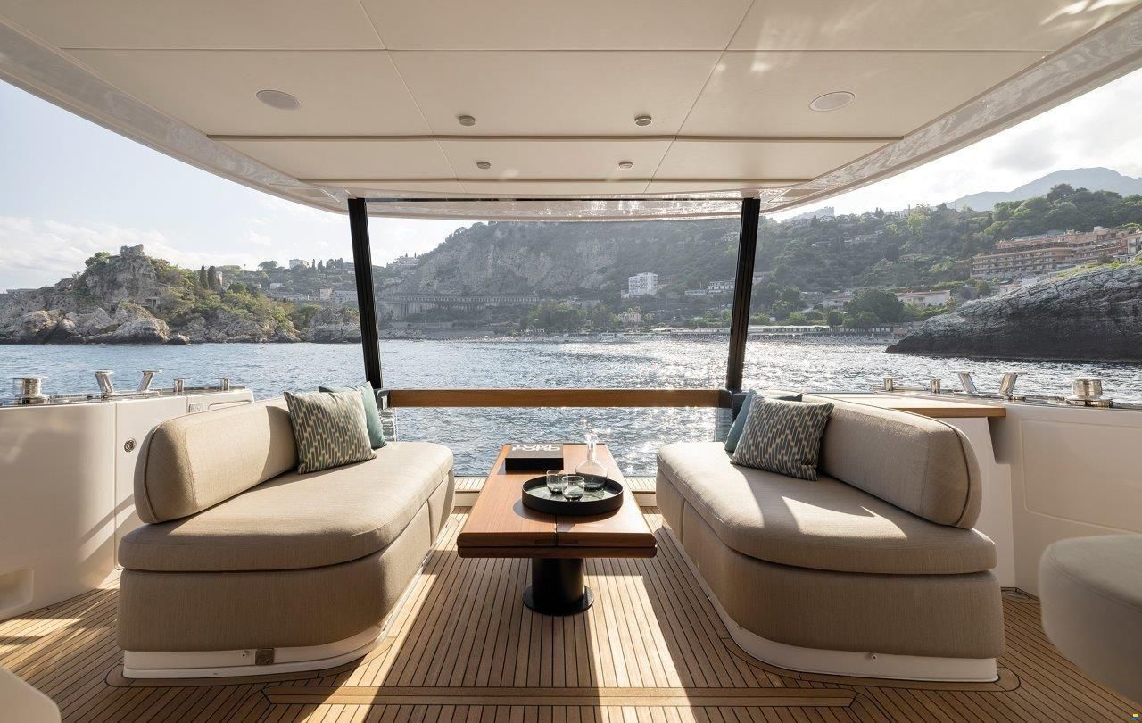 Azimut 60 Magellano