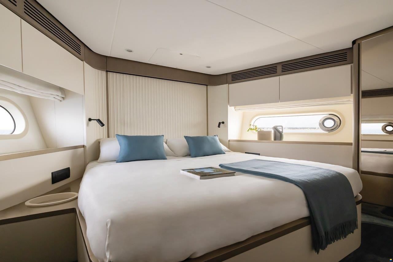 Azimut 60 Magellano