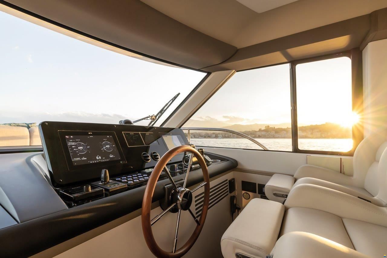 Azimut 60 Magellano