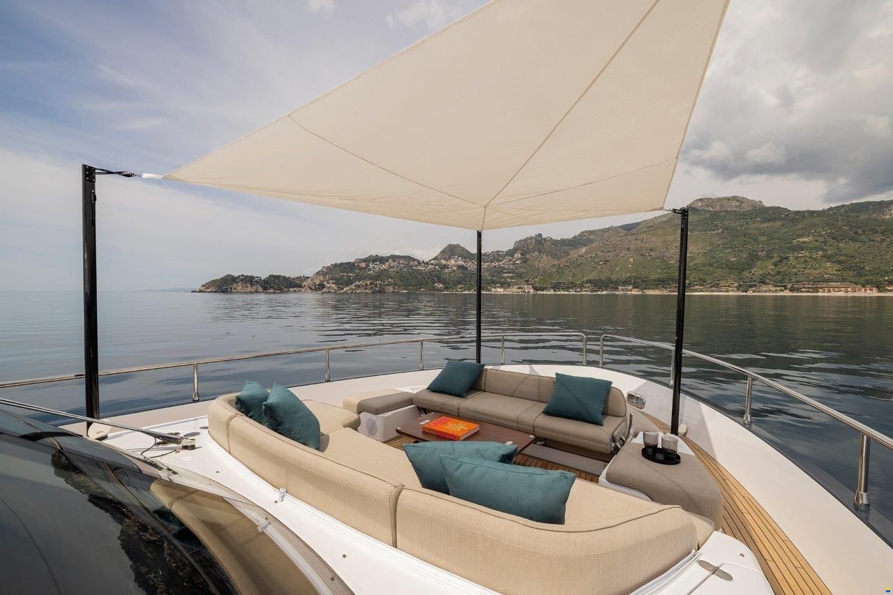 Azimut 60 Magellano