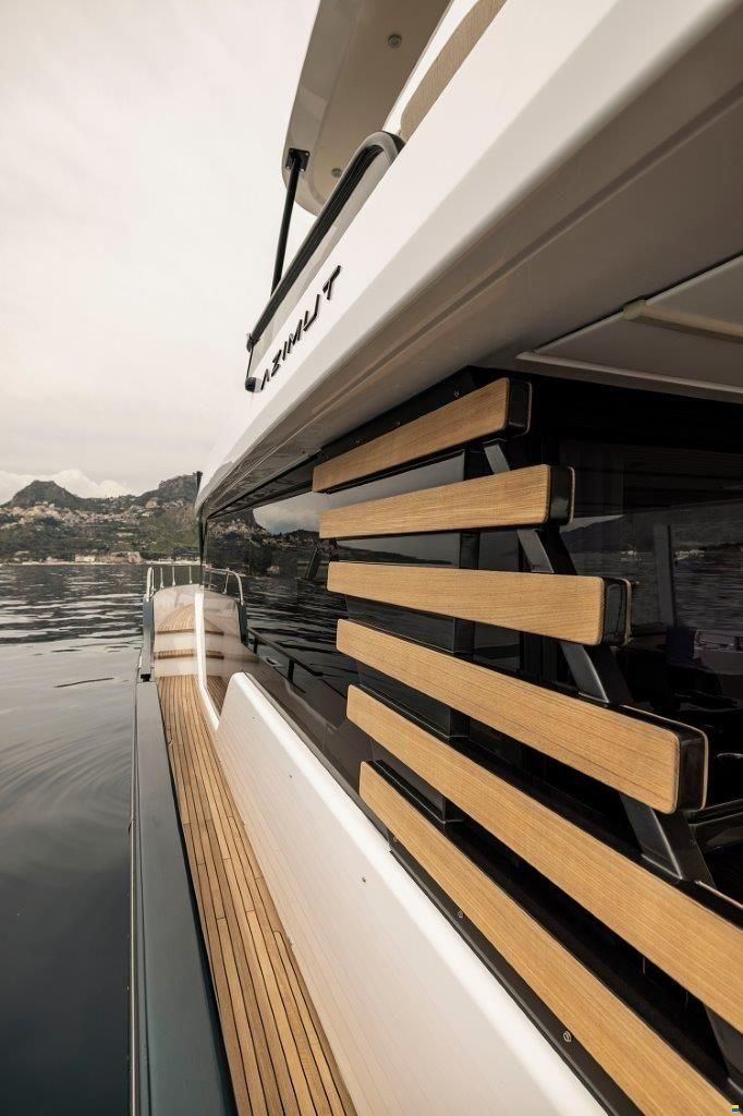 Azimut 60 Magellano