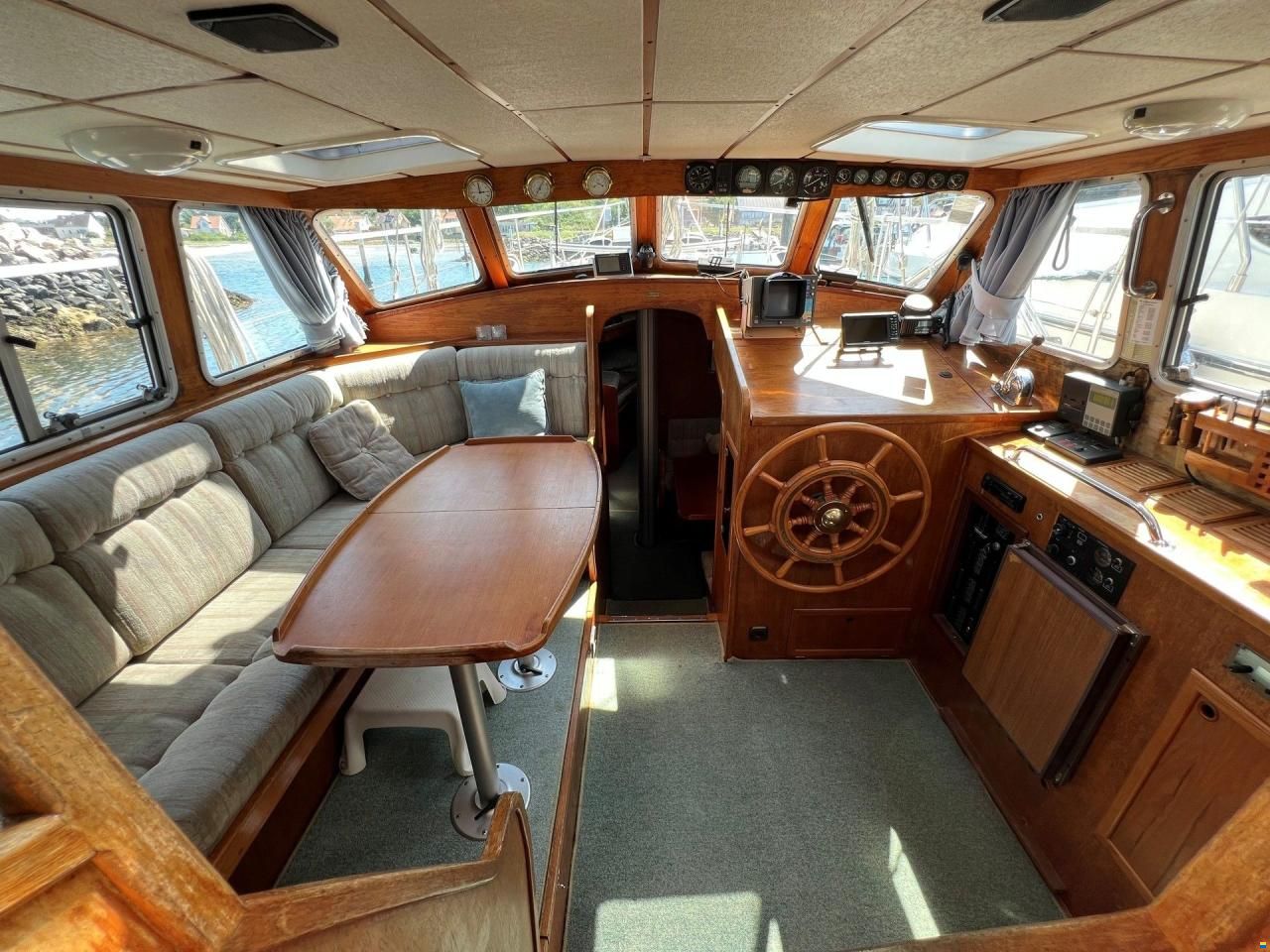 Nauticat 40