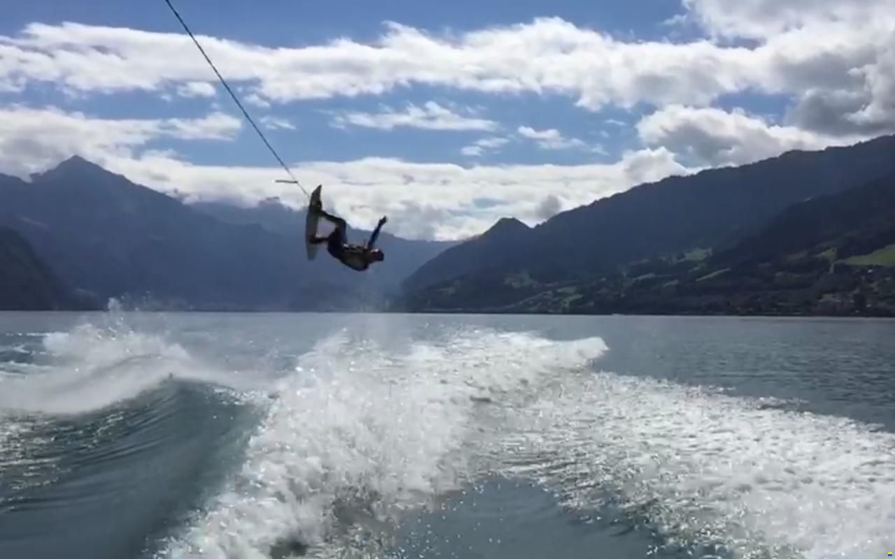 Malibu 24 MXZ