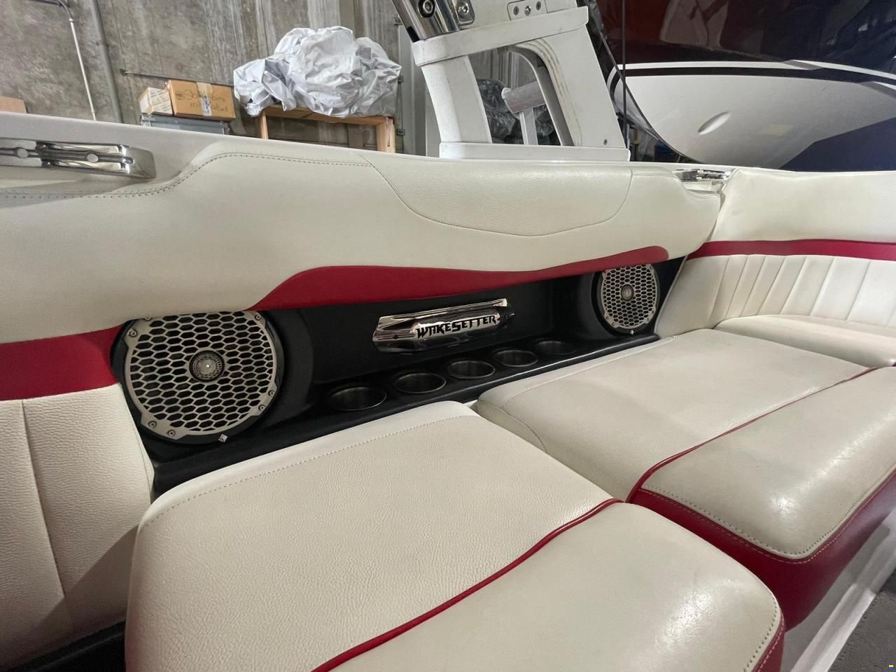 Malibu 24 MXZ