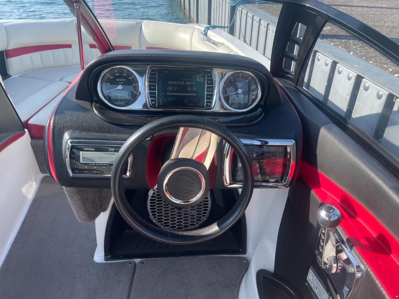 Malibu 24 MXZ