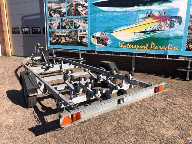 Nautilus Stallingstrailer 1-asser geremd