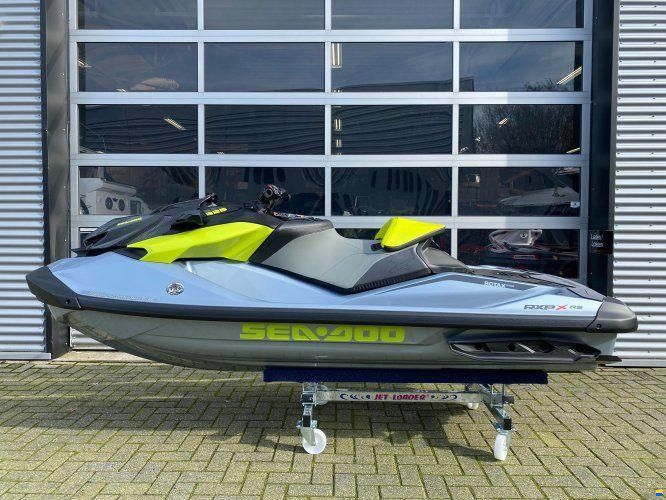 Sea-Doo RXP-X 325