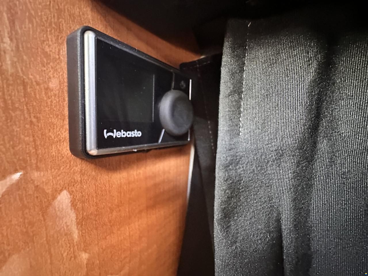 Chaparral 330 Signature