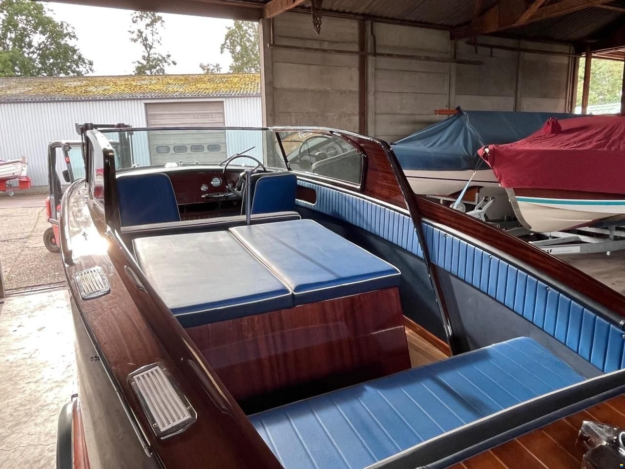 Boesch 560 Lemania de Luxe