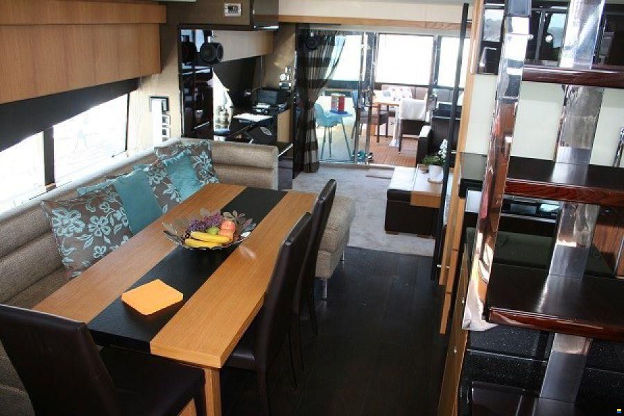 Fairline Squadron 78
