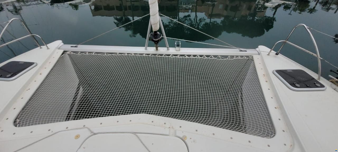 Fountaine Pajot Lucia 40