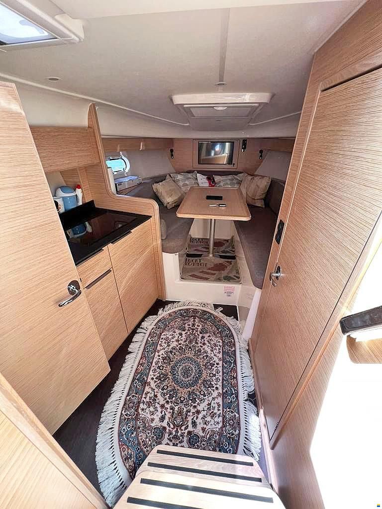 Bavaria S 30
