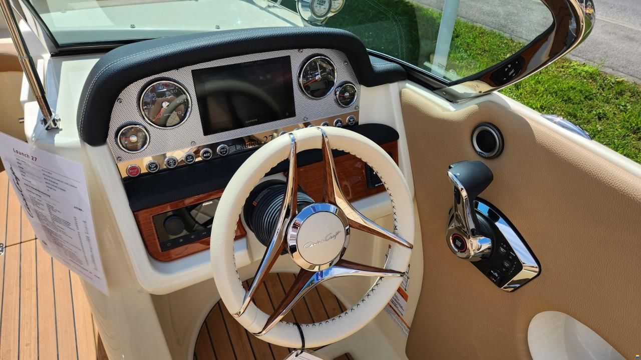 Chris Craft Launch 27