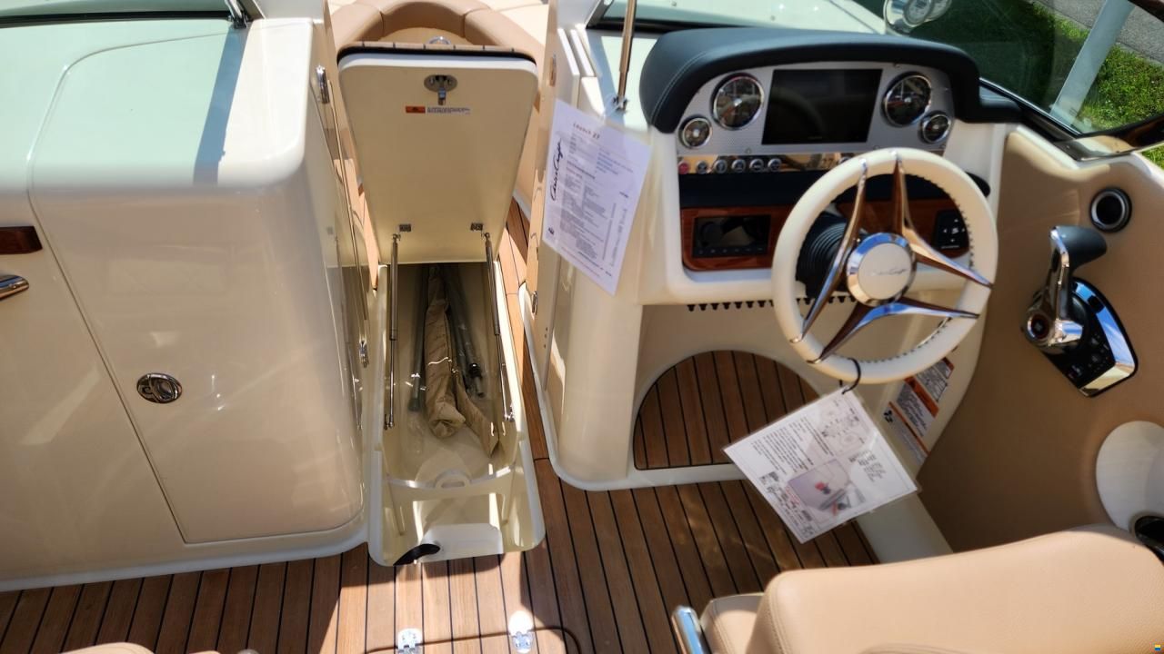 Chris Craft Launch 27