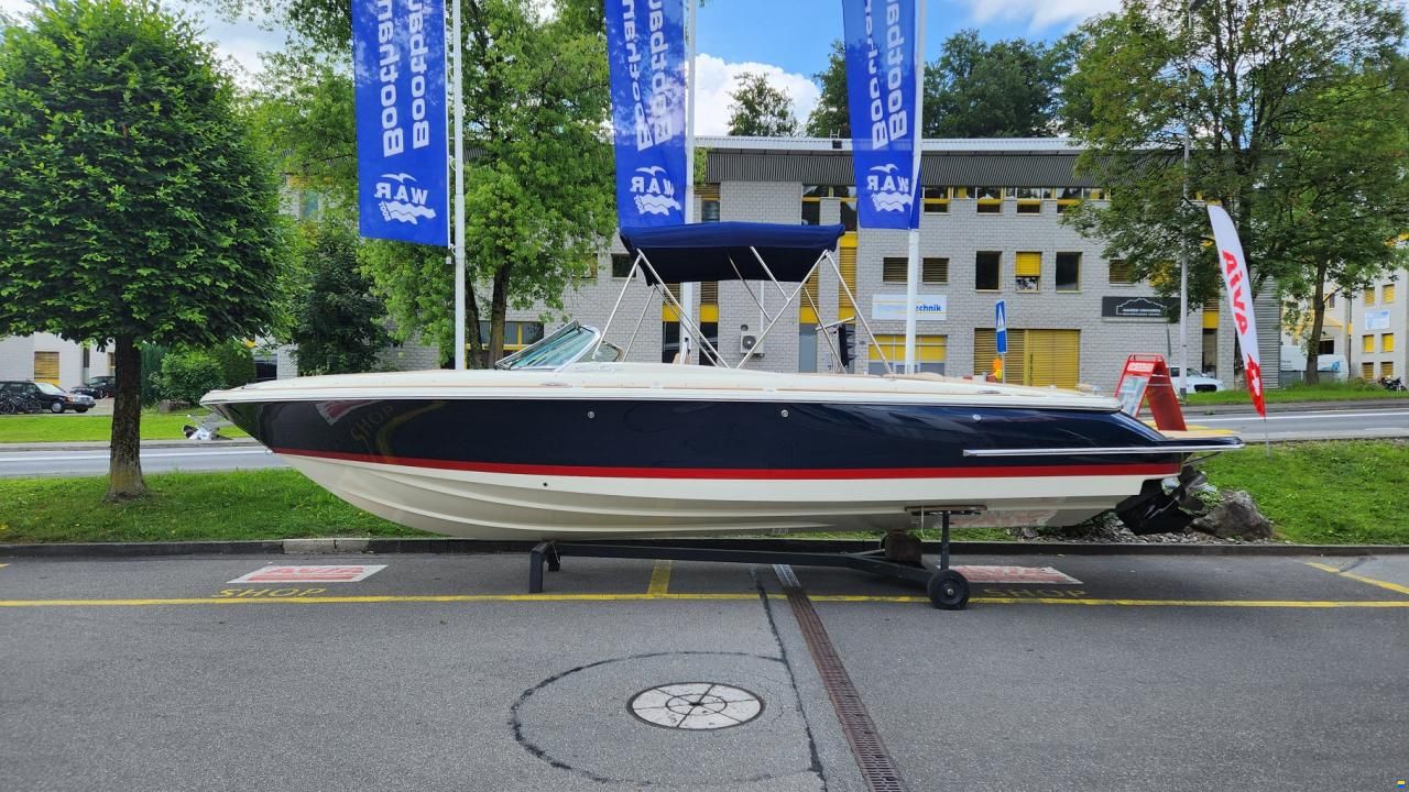 Chris Craft Launch 27