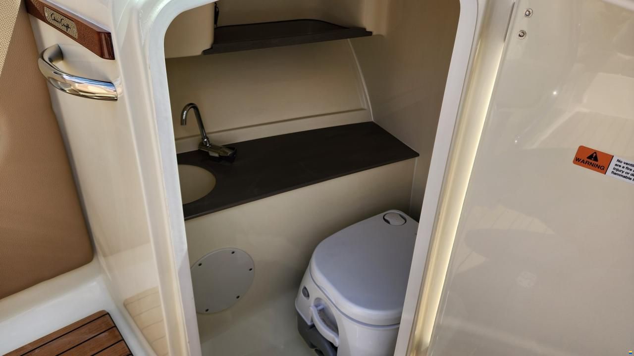 Chris Craft Launch 27