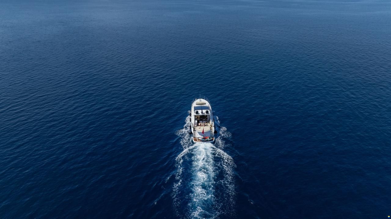 Sunseeker Predator 64
