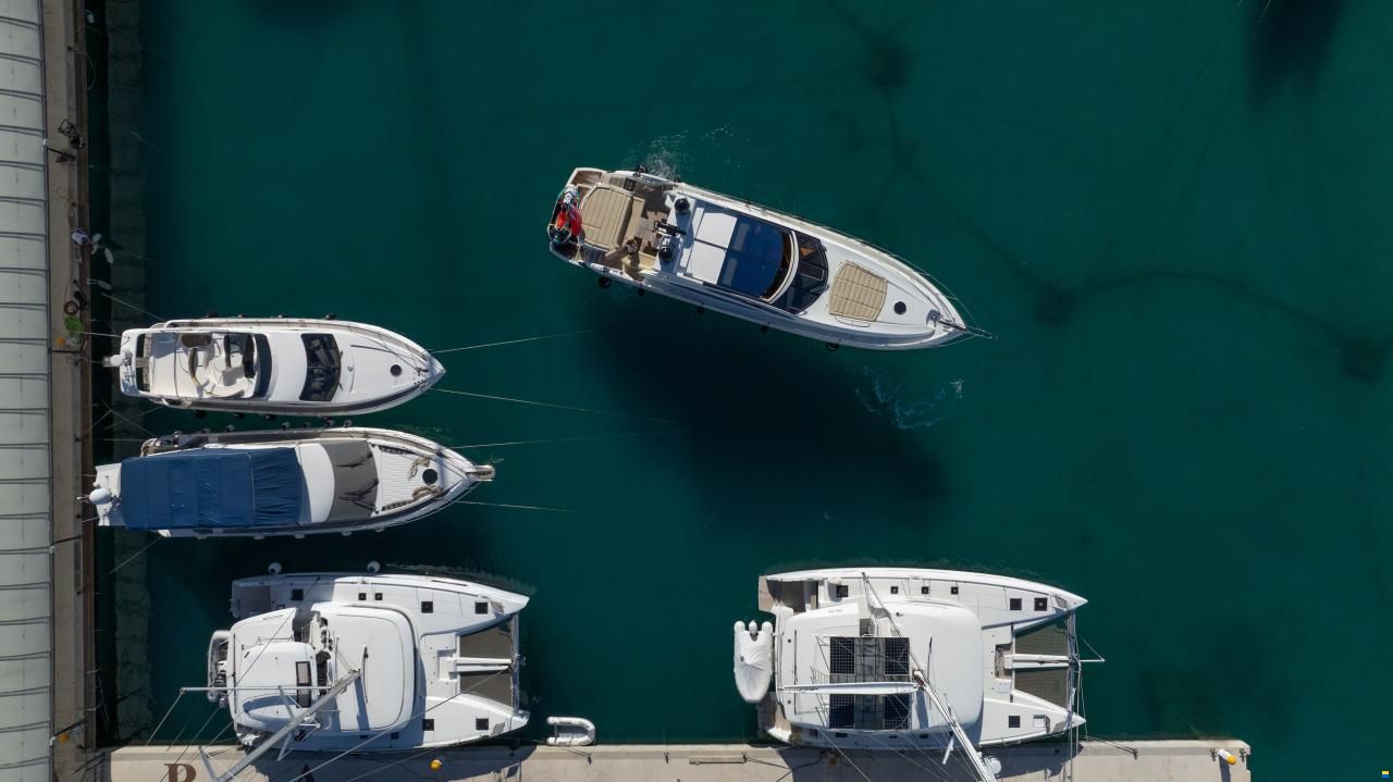 Sunseeker Predator 64