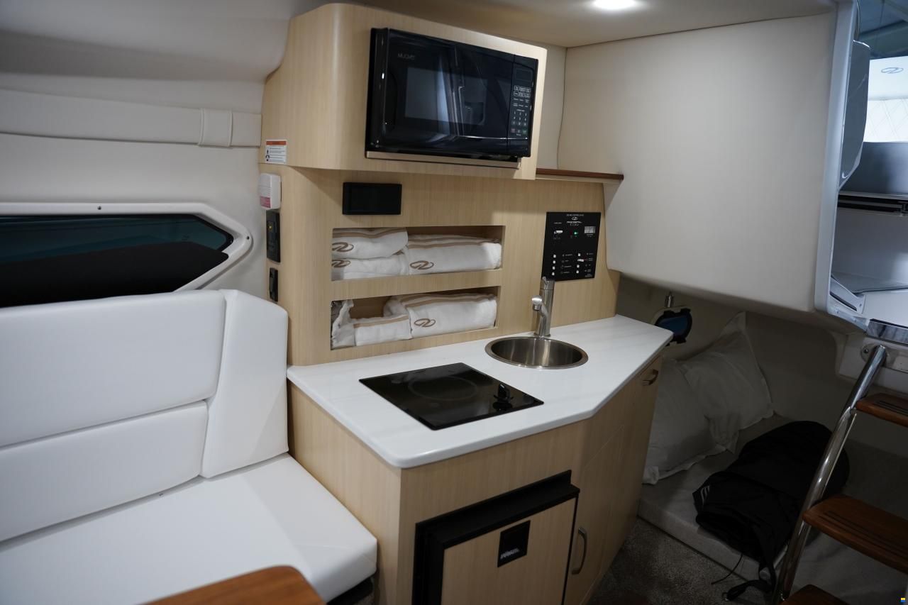 Regal 26 EXPRESS MODELL 25