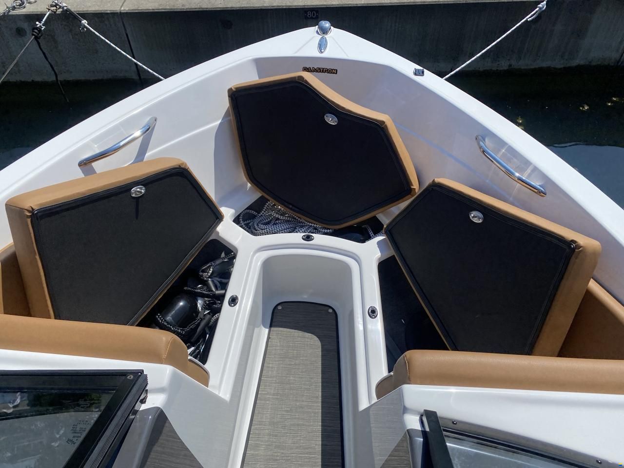 Glastron GT 185
