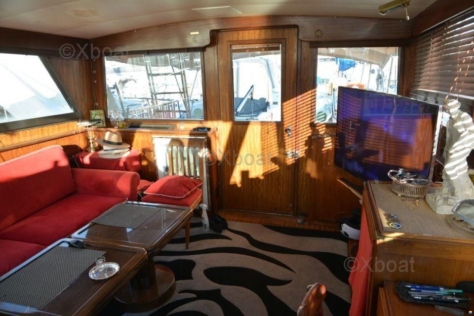 Hatteras 46