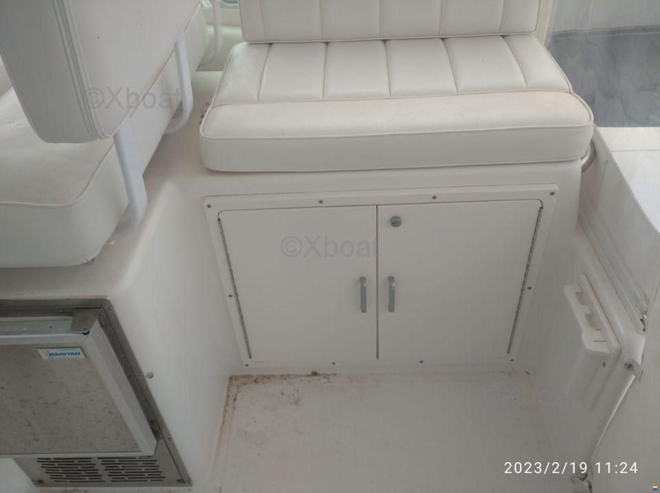 Cabo 32 EXPRESS