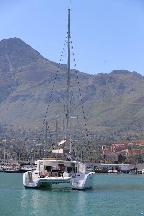 Lagoon 450F