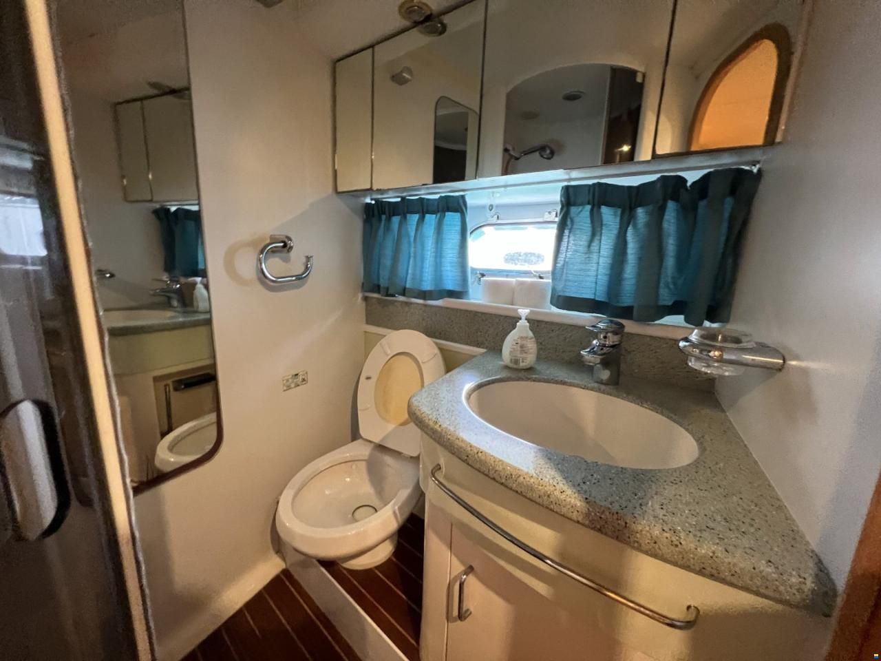 Fairline Squadron 62