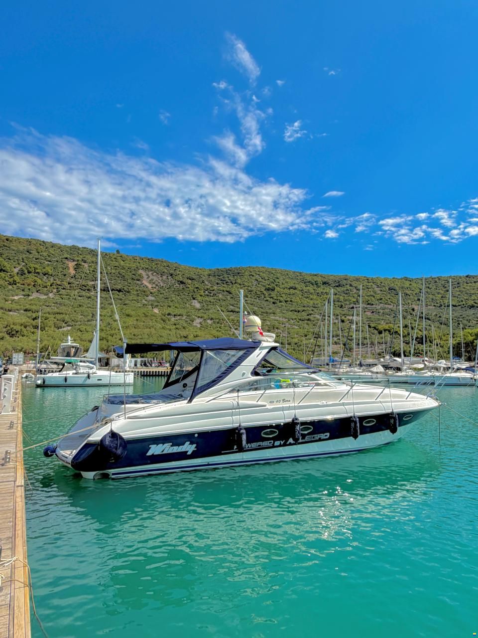 Windy 40 Bora
