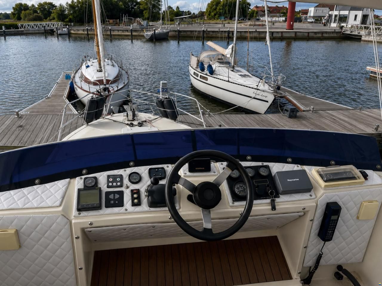 Fairline Sedan 32 Fly