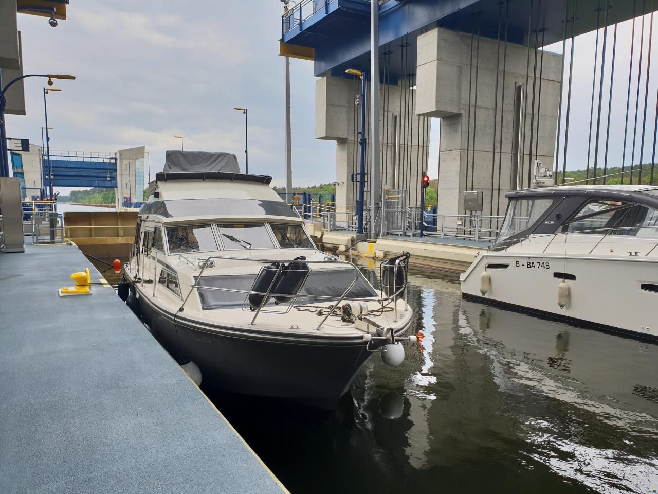 Fairline Sedan 32 Fly