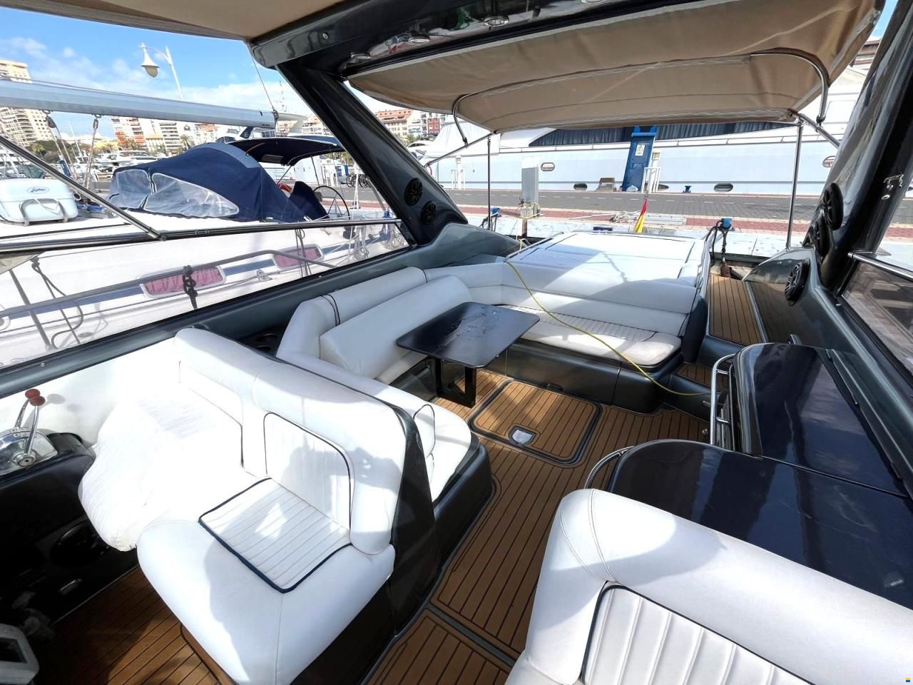 Sunseeker Comanche 40