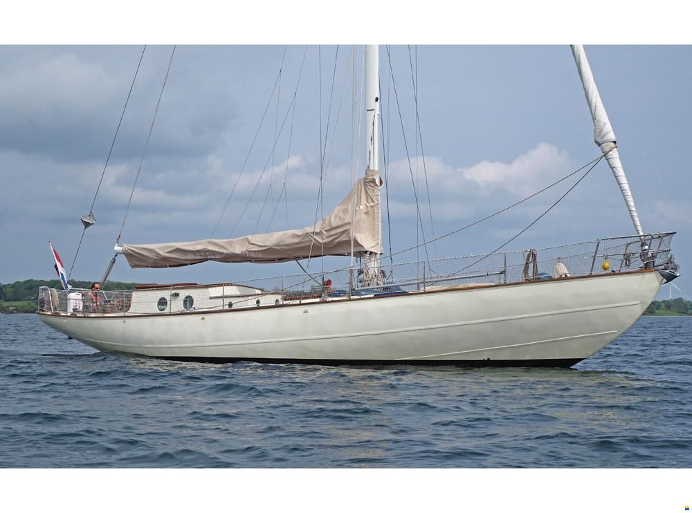Guthrie Murdoch & Co W.R. Murdoch Classic Sloop 55