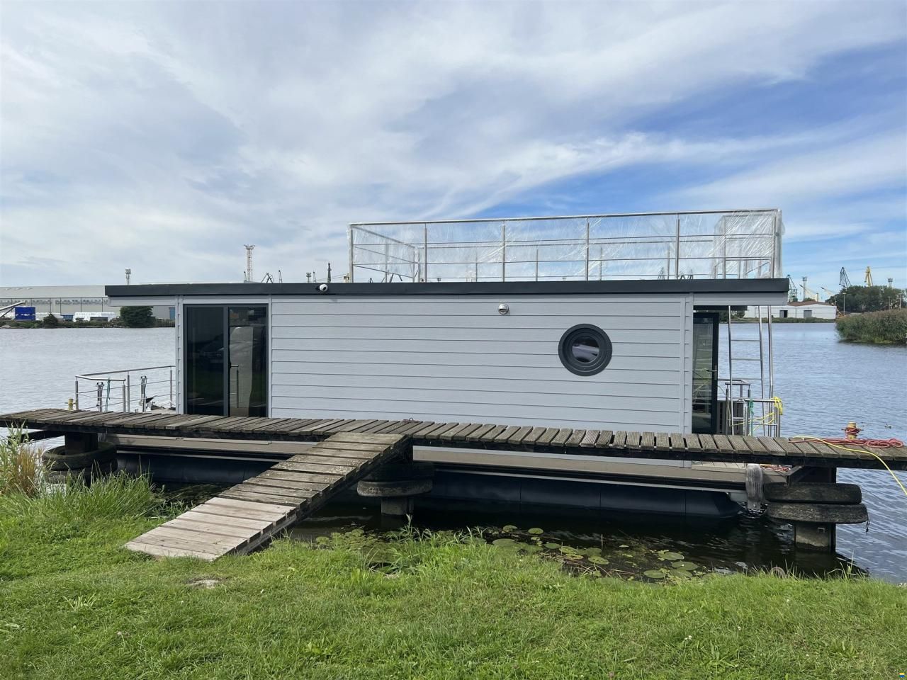Aqua-House Hausboot Harmonia 340L