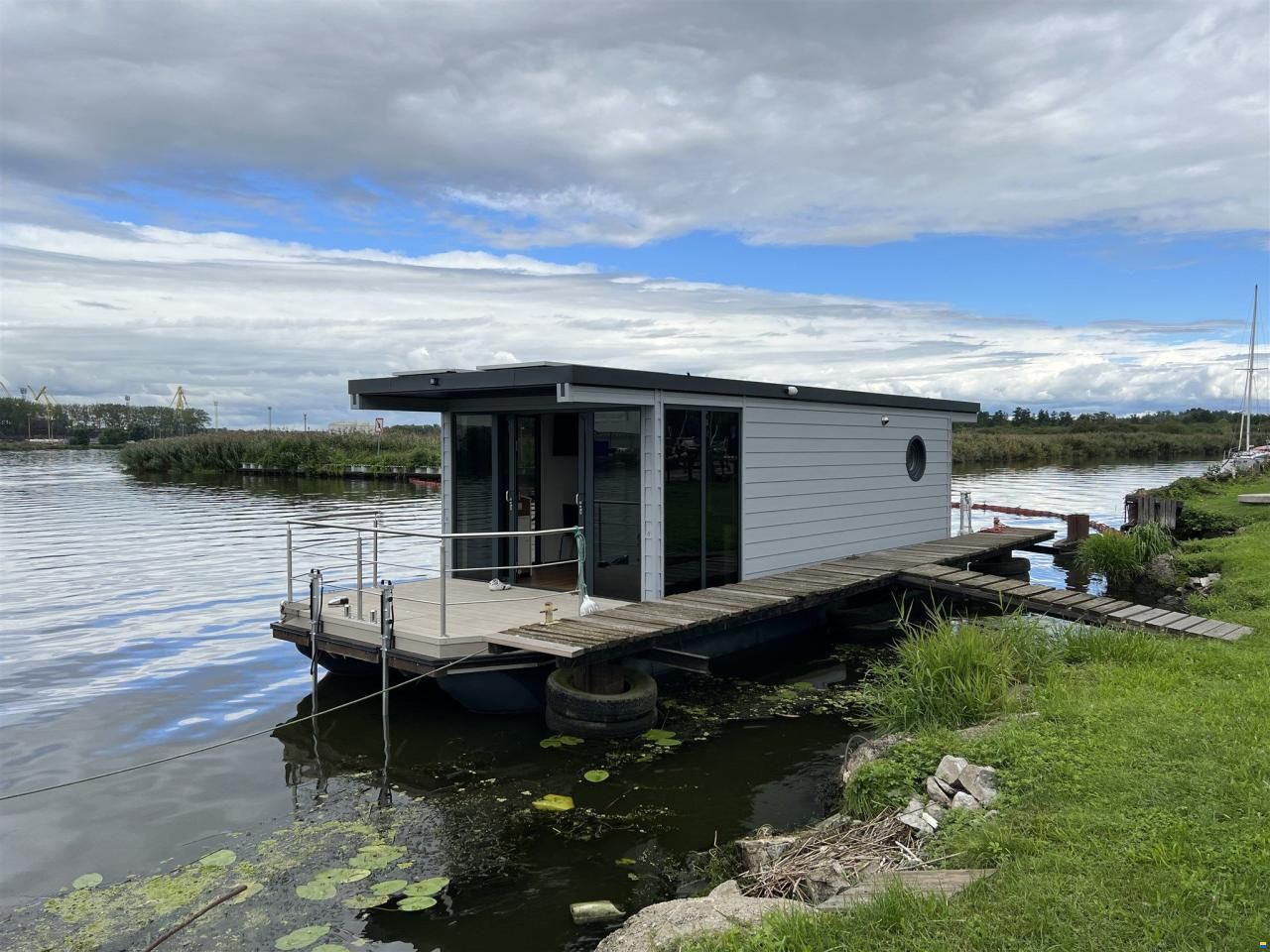 Aqua-House Hausboot Harmonia 340L