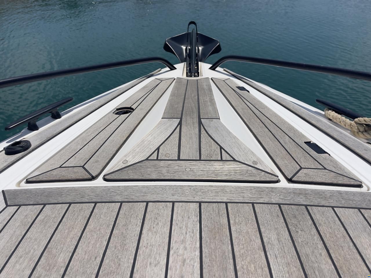 Sunseeker Superhawk 43