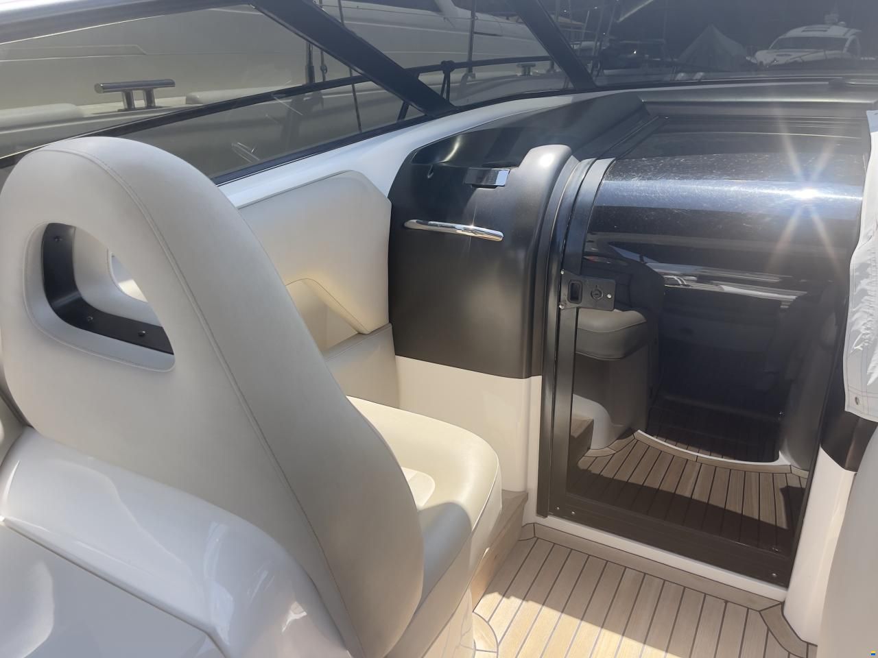 Sunseeker Superhawk 43