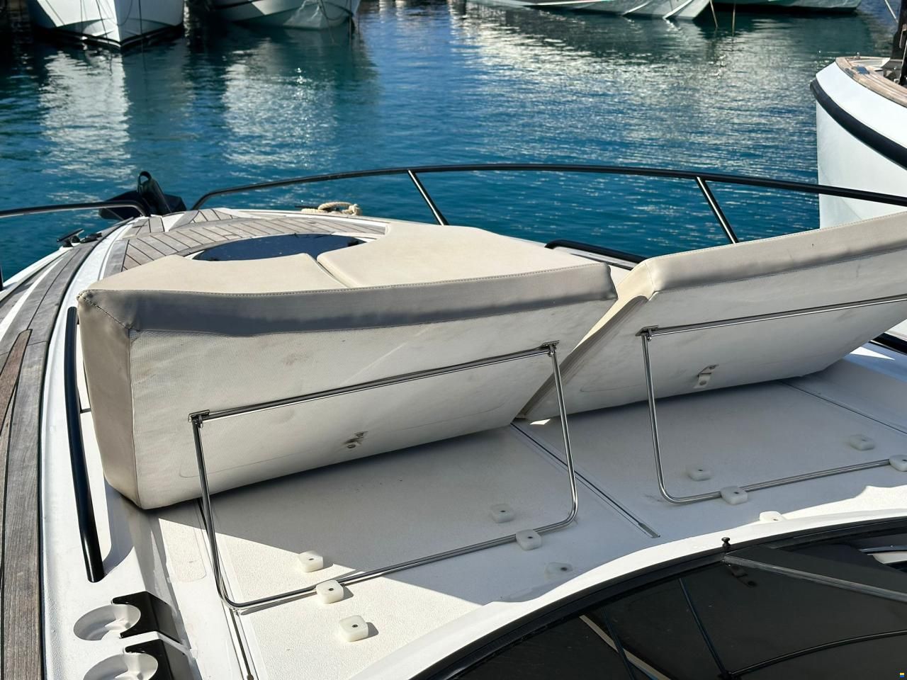 Sunseeker Superhawk 43