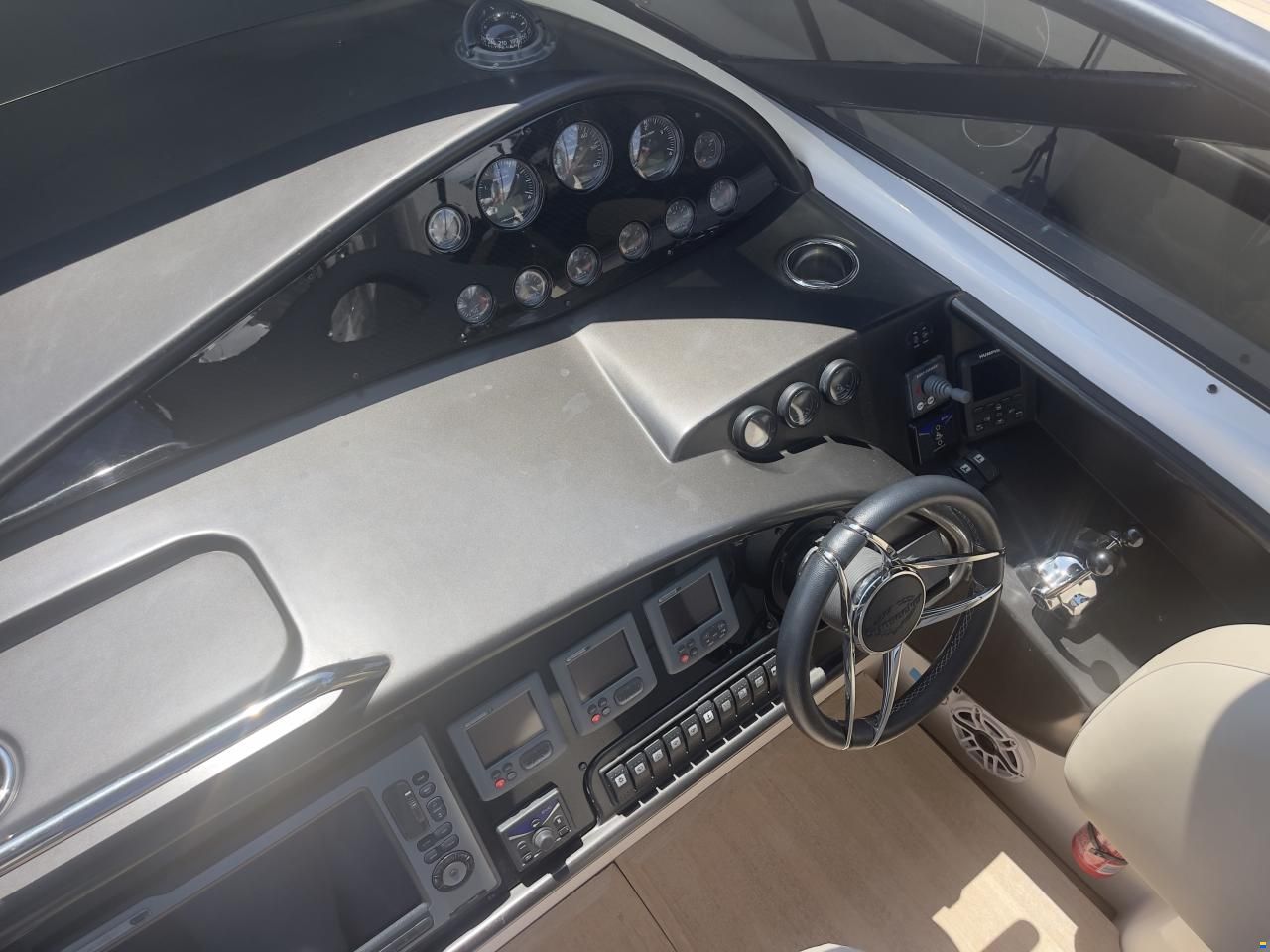 Sunseeker Superhawk 43