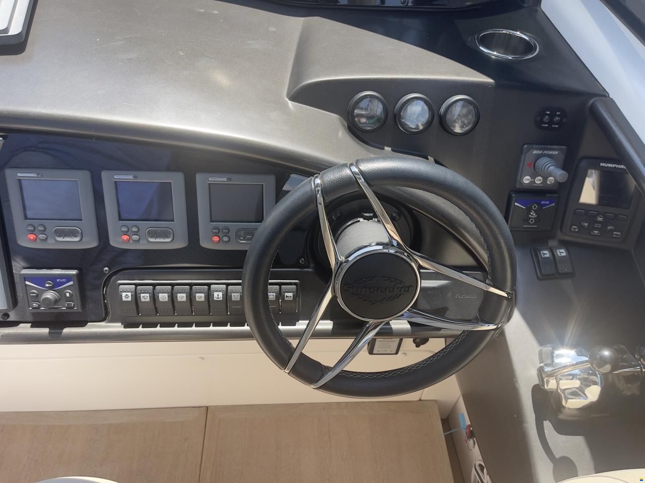 Sunseeker Superhawk 43