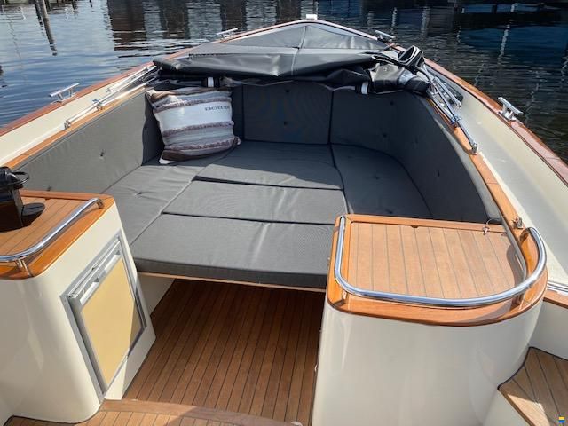 Waterspoor Tendersloep 808 Open